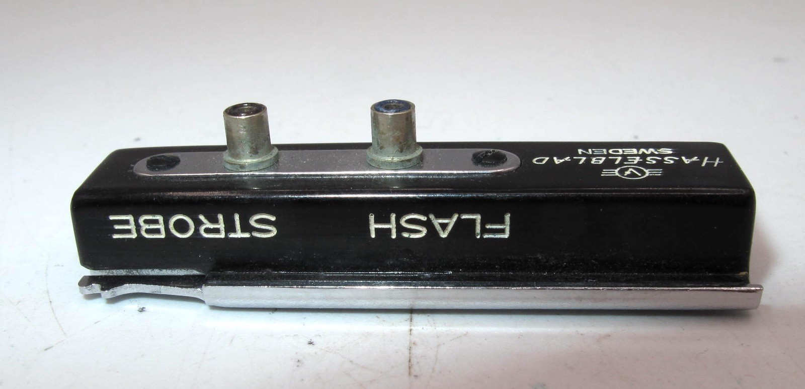 *EARLY* HASSELBLAD PC FLASH SYNC ADAPTER FOR THEIR 1600F / 1000F MODEL CAMERAS