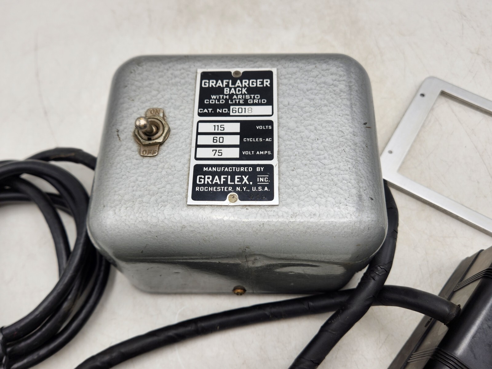 Vintage Graflex Graflarger Back 34 Aristo Cold Lite Grid 6018 3×4″ Negatives