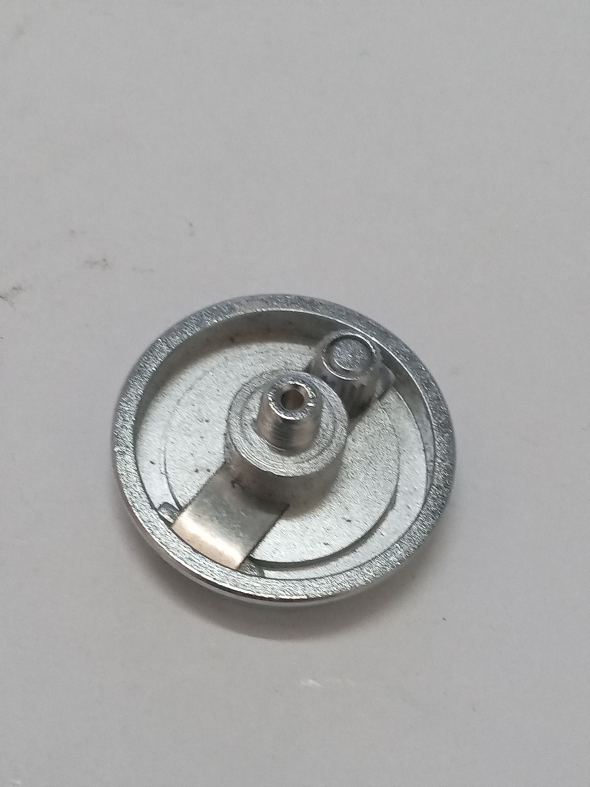 Yashica 35mm Film Rewind Knob For Chrome Yashica Electro 35 GSN Used Spare Part.