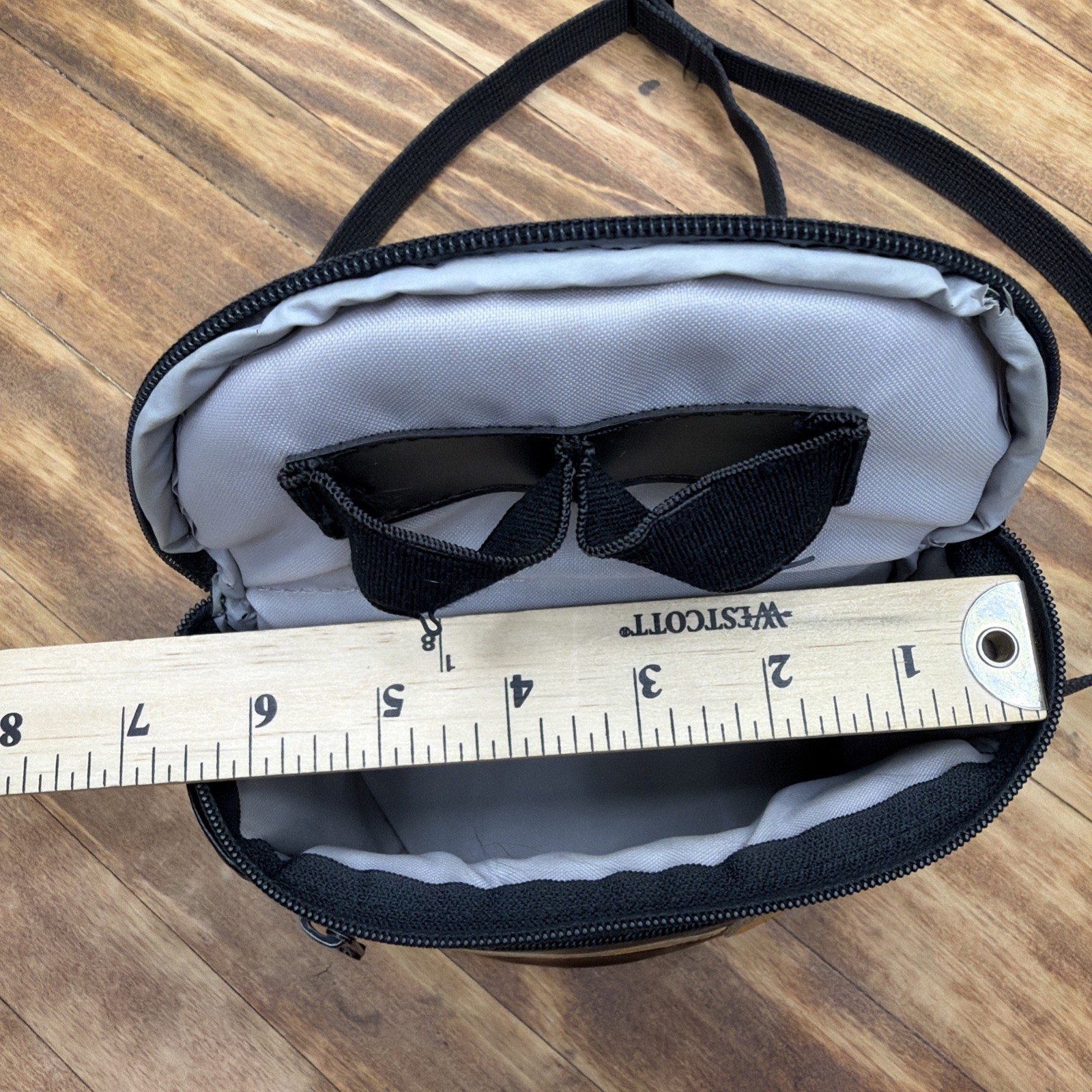 MOHAWK Vintage Padded Camera Bag Made In Korea Style No. M-600