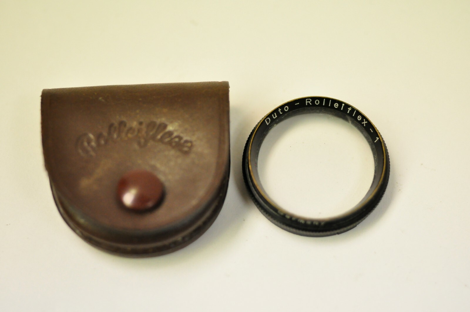 Early Rollei Rolleiflex Duto push on filter with case