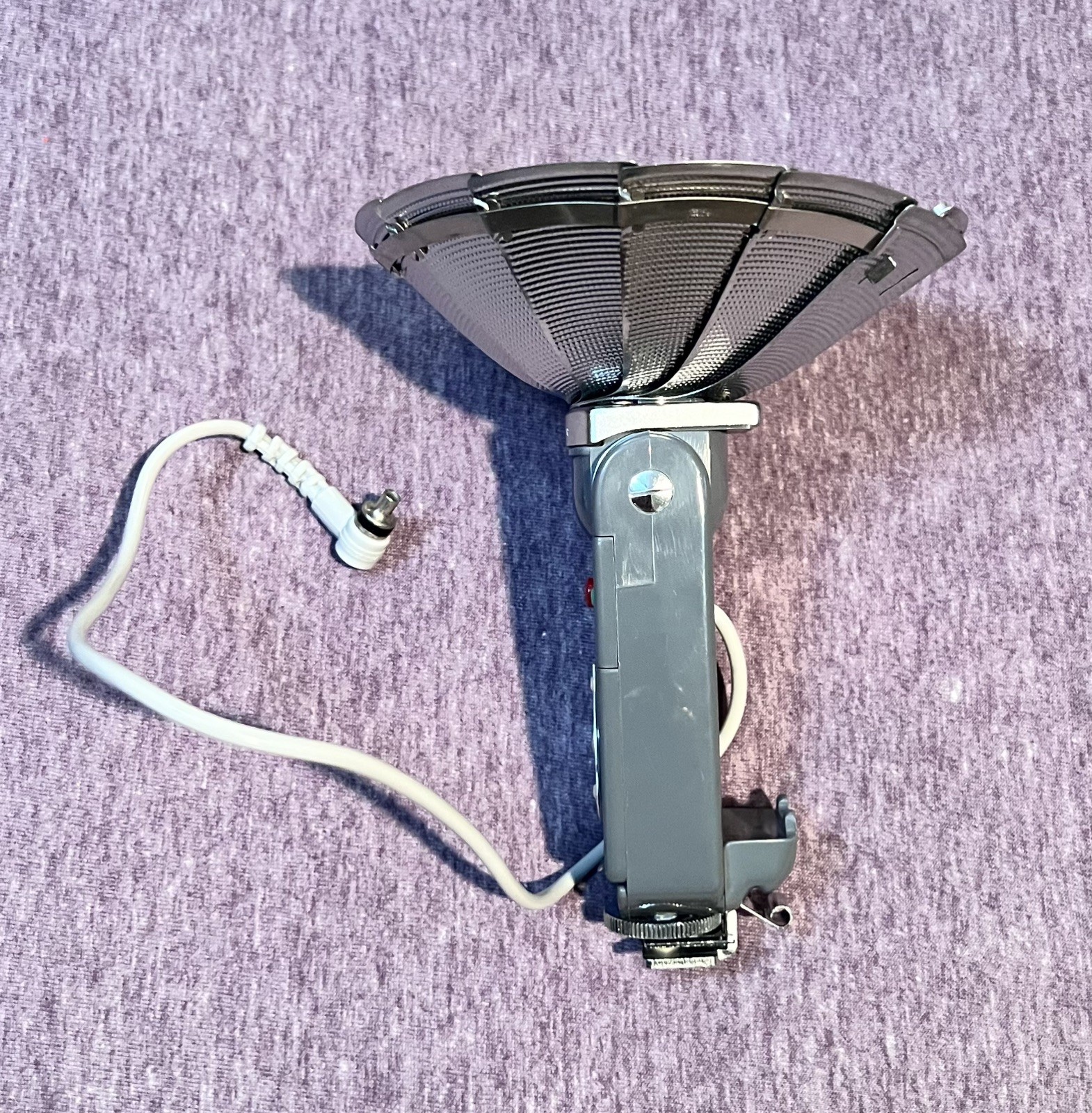 Honeywell Tilt-A-Mite Flash Unit Collapsible Fan Style Vintage Camera Pentax