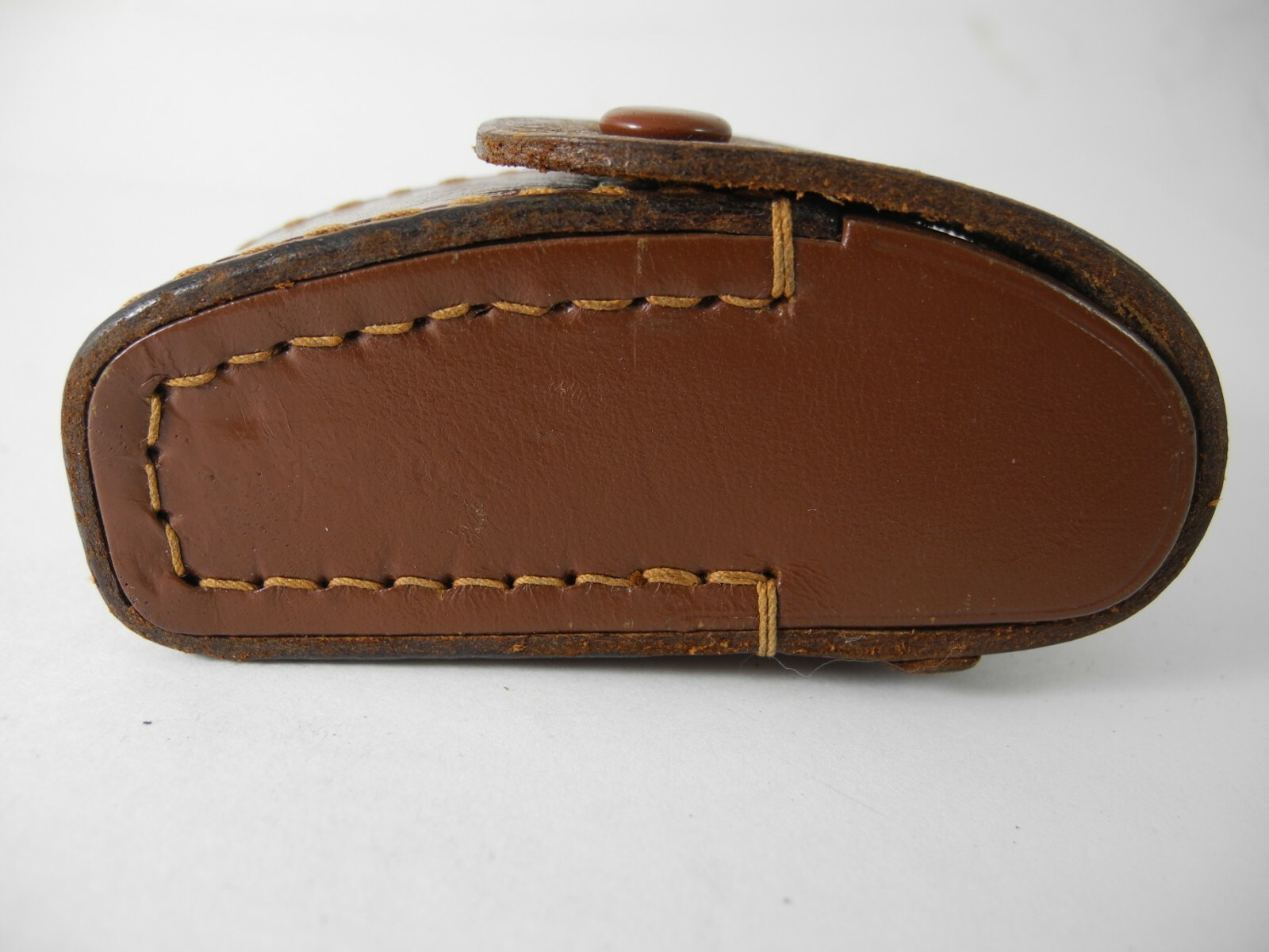 LEICA OR NIKON RANGEFINDER CASE BROWN LEATHER 1X1X3 INCHES HOOKS ON STRAP