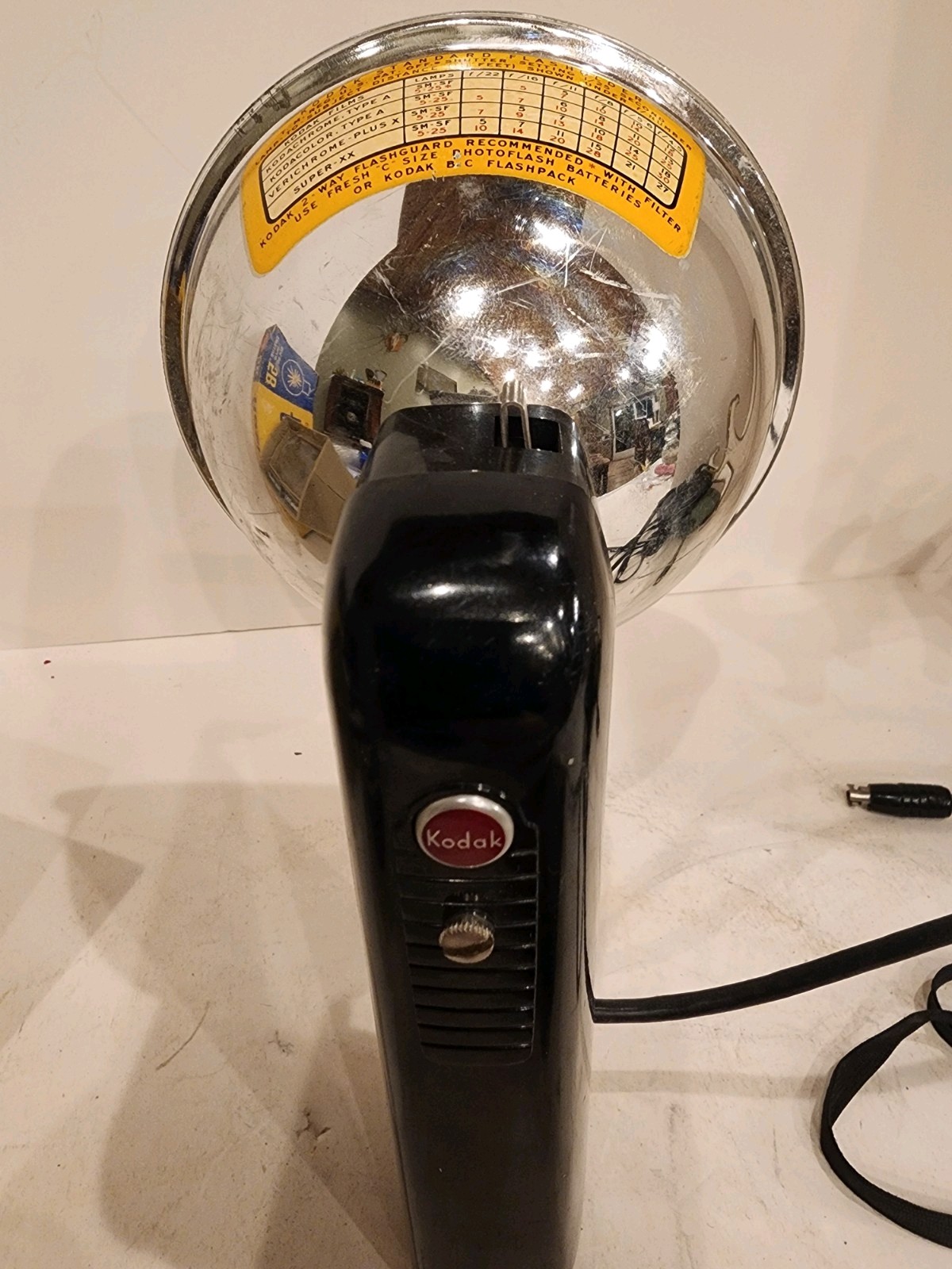 Vtg Lot Kodak Accessories Flashbulbs Light Meters Battery Case Flash Handles