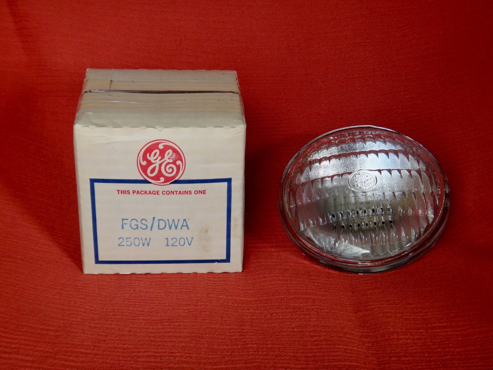 General Electric Photo Lamp FGS/DWA 250W 120V CG361-AR (NOS)