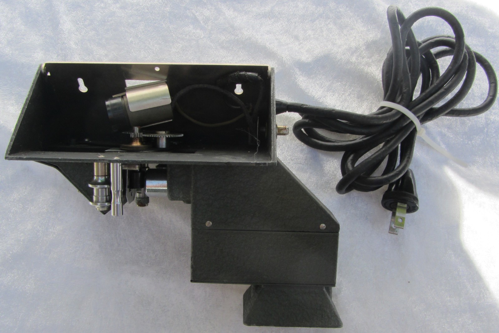 “CINE” “KODAK” 8 MM FILM EDITING VIEWER – “MODEL B8” PERFECT 4 THE CUTTING ROOM