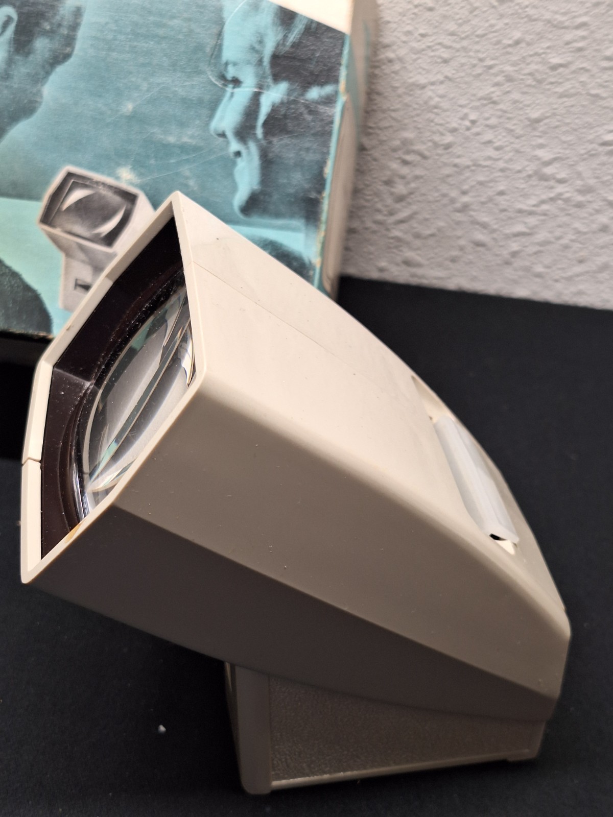 Vtg PANA-VUE 4 LIGHTED 35MM SLIDE VIEWER SAWYERS USA NOT COMPLETE