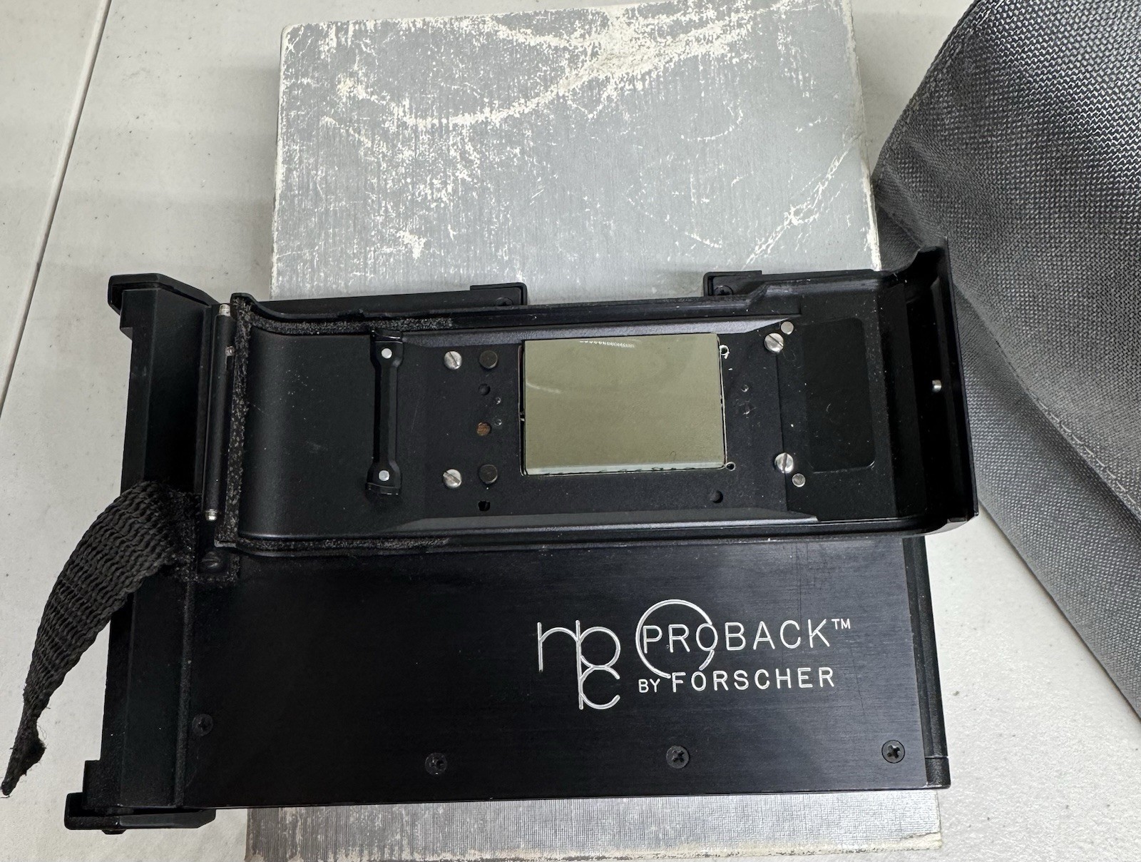 NPC Forscher ProBack – Polaroid Film Back – For Leica R4,5,6.w/Pouch and Box