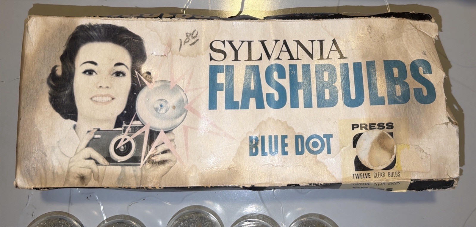 Vintage Sylvania Press 25 Flashbulbs Lot Blue Dot Boxes + Loose Bulbs Bulk, PROP