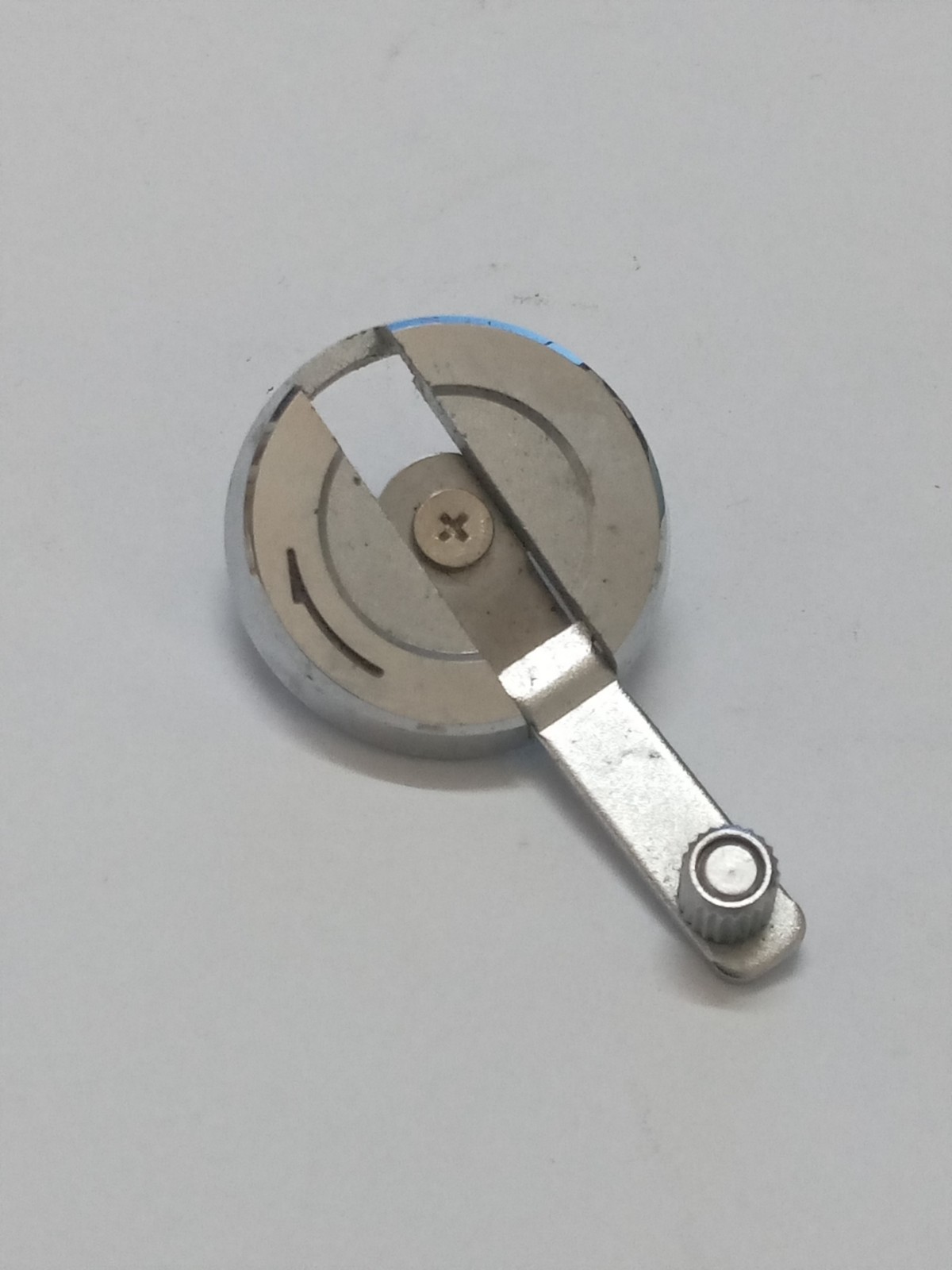 Yashica 35mm Film Rewind Knob For Chrome Yashica Electro 35 GSN Used Spare Part.