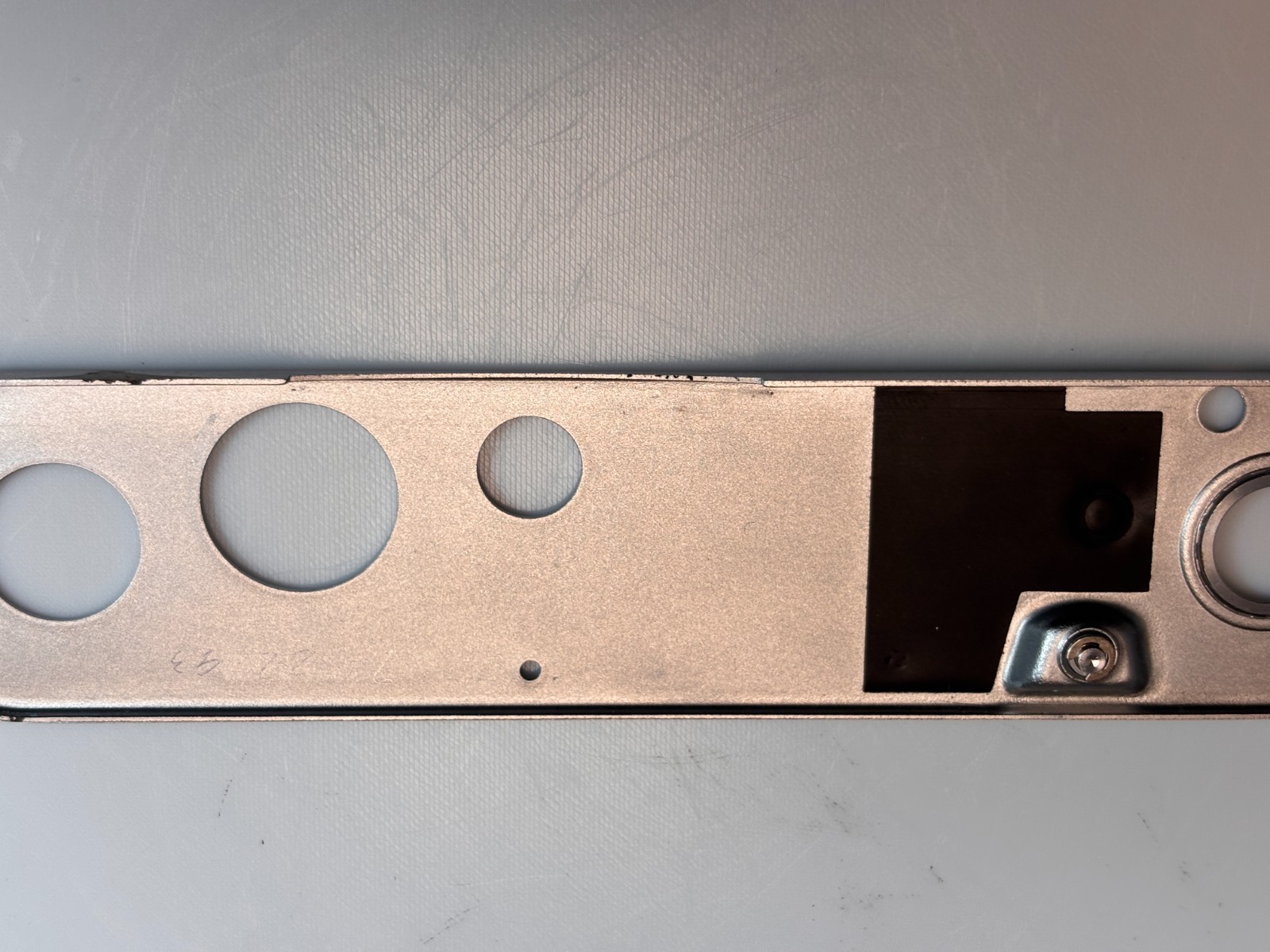 Nikon FM / FE Bottom Plate without screws Original Used Spare Part