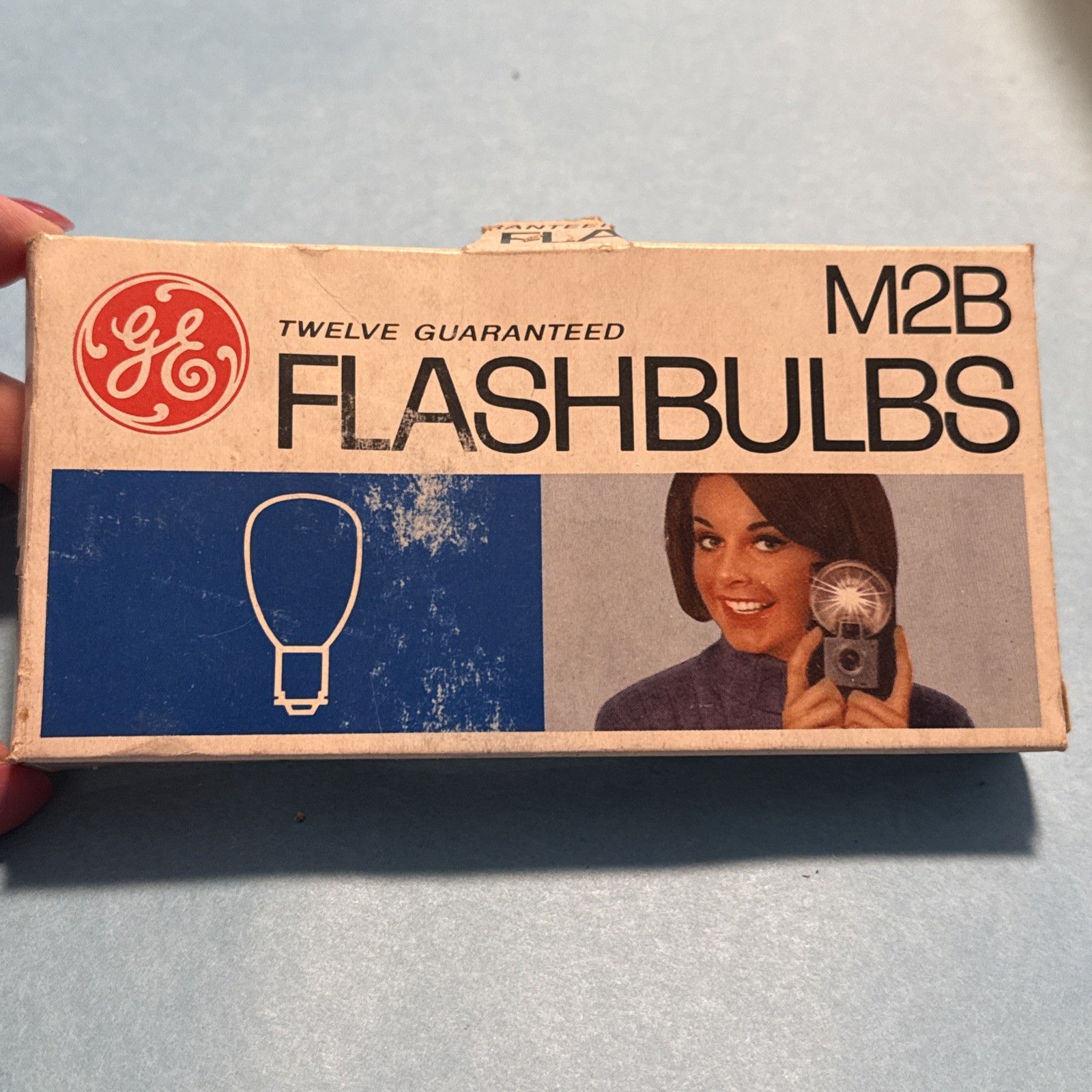 Vintage GE M2B Camera Flashbulbs – GE 12 Bulbs New Old Stock