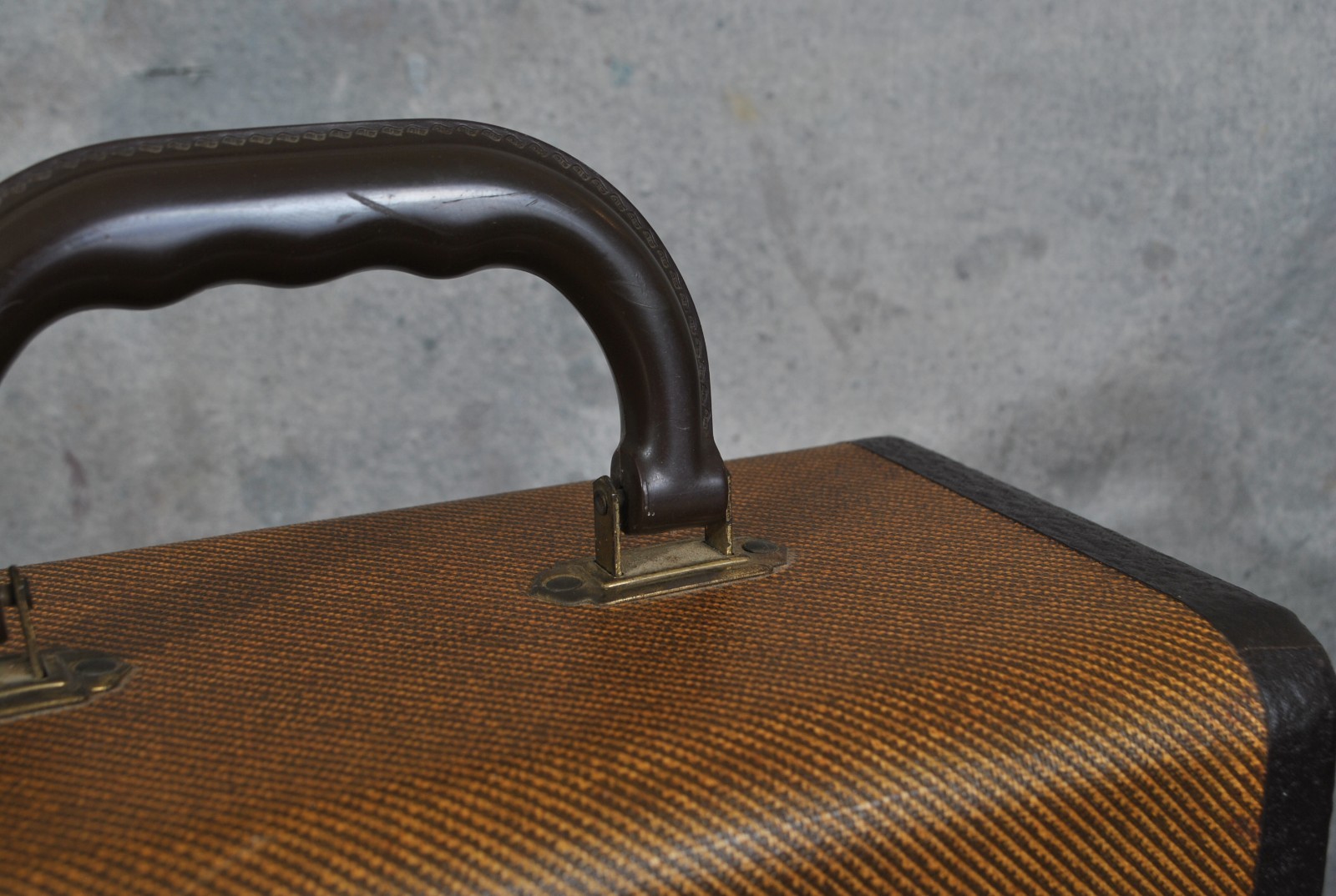 Barnett & Jaffe of Philadelphia Portable Baja Slide Case That Holds 300 Slides