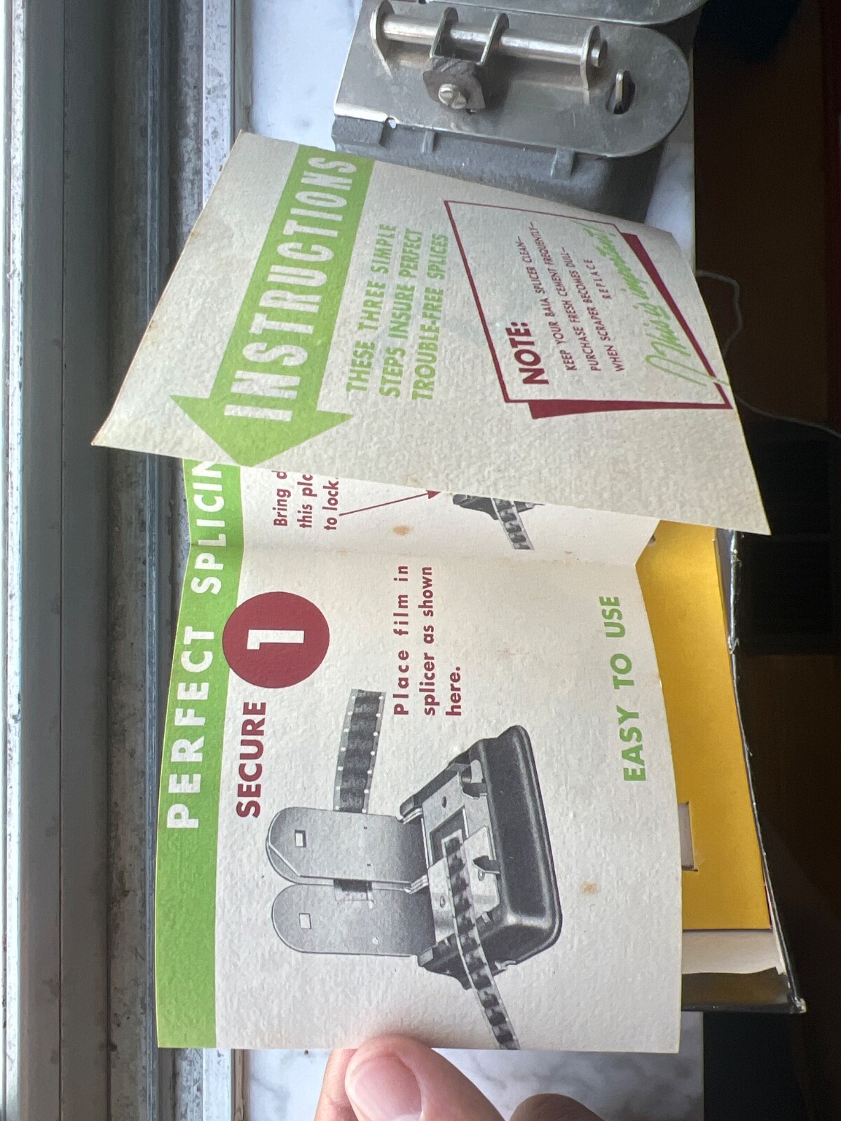 Vintage Baia 8-16mm film cutter/splicer (comes with instruction booklet)