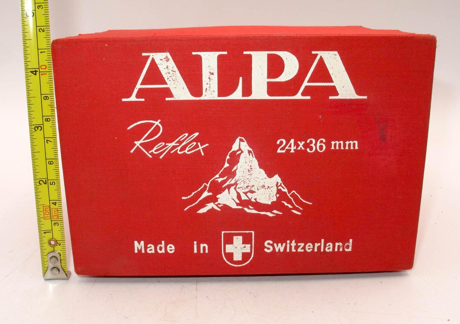 *CLASSIC* ALPA REFLEX 24×36 EMPTY CAMERA BOX-BEAUTIFUL GRAPHICS & FOAM INSERT