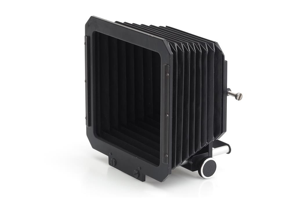 Hasselblad Professional Lens Shade 40231 With 2X Masks And Adap.