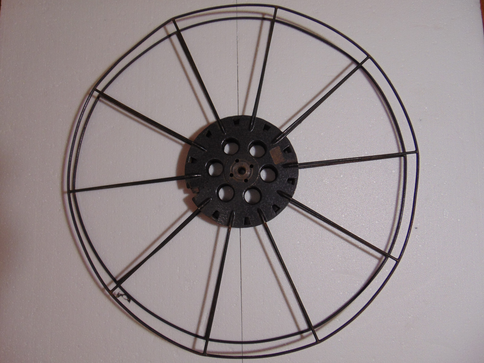 BIG Empty 35mm Film Reel Metal 25″ Movie Take Up 64cm vintage spool wall art