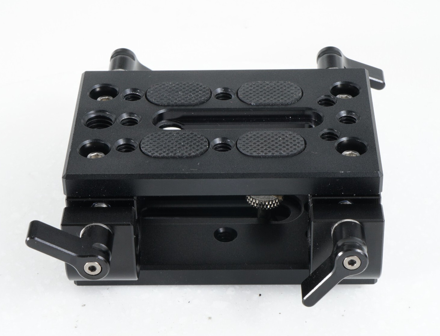 – SMALLRIG TRIPOD MOUNTING BASEPLATE 15MM ROD ATTACHMENT HOLES #1798