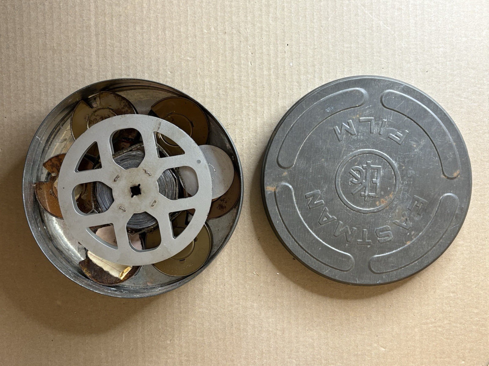 Vtg Film Canister Eastman KODAK Co KODAK Kodascope Movie Tin w/ 10 BONUS Reels