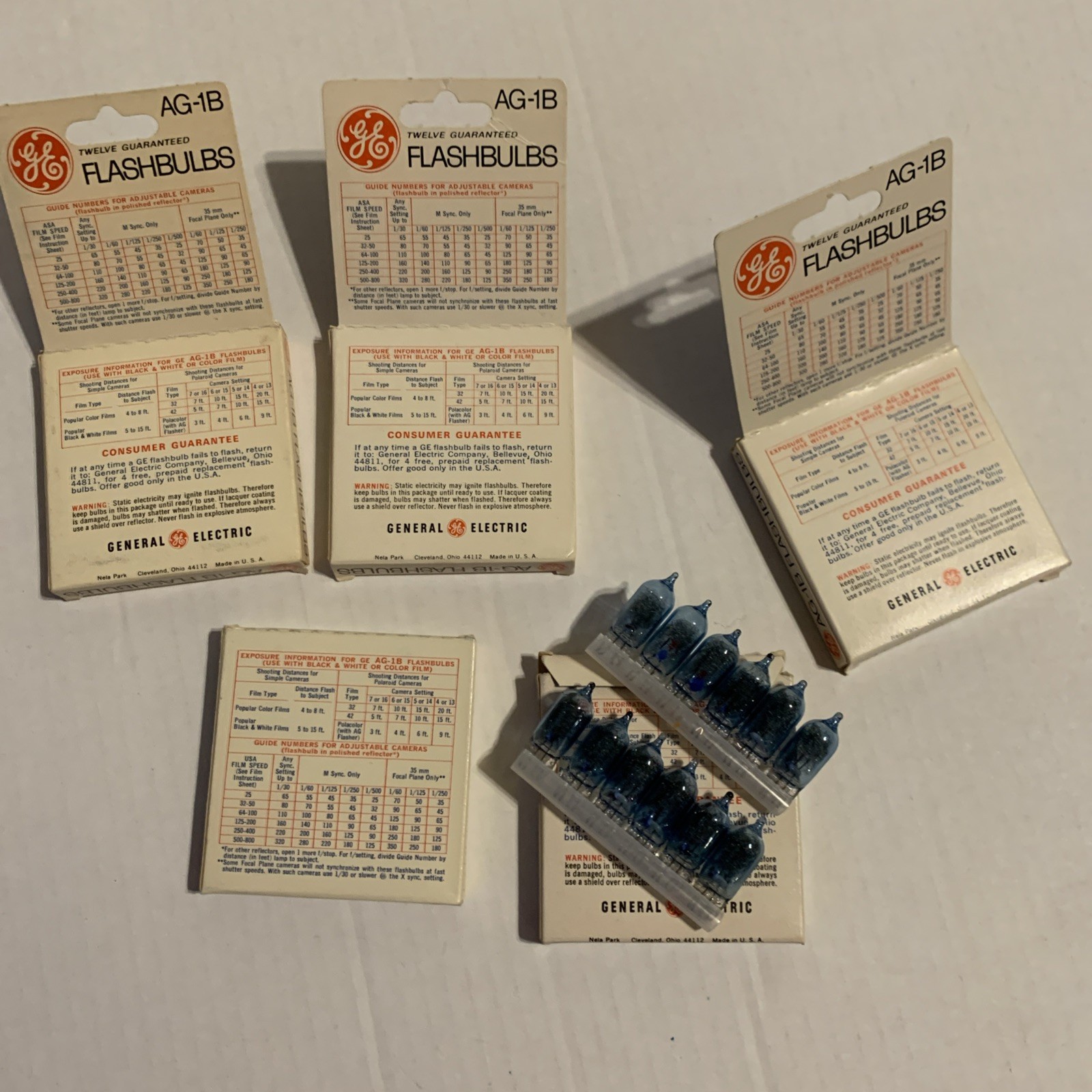 Vintage GENERAL ELECTRIC AG-1B Replacement Flashbulbs 5 Boxes = 60 Bulbs