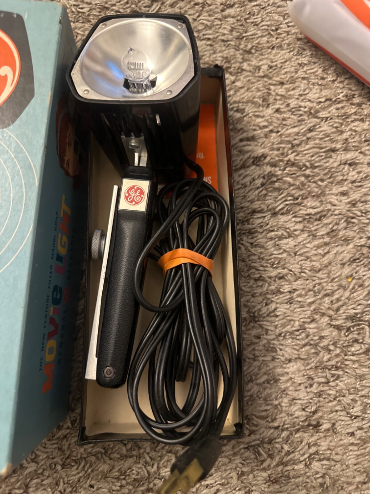 MIB Vintage MOVIE LIGHT MG-1 Beam Spot Flood Photography Movie Light GE Lamp