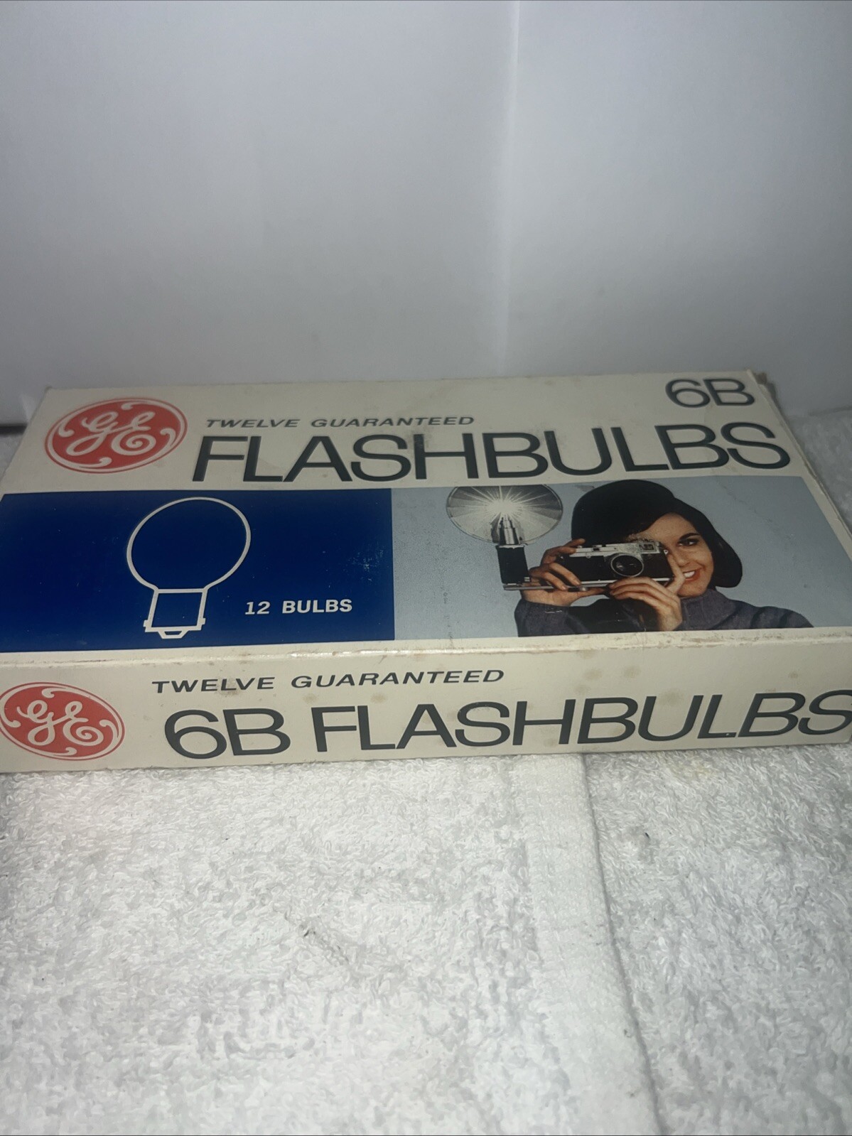 Vintage GE Flashbulbs #6B General Electric Qty 12 bulbs in the box