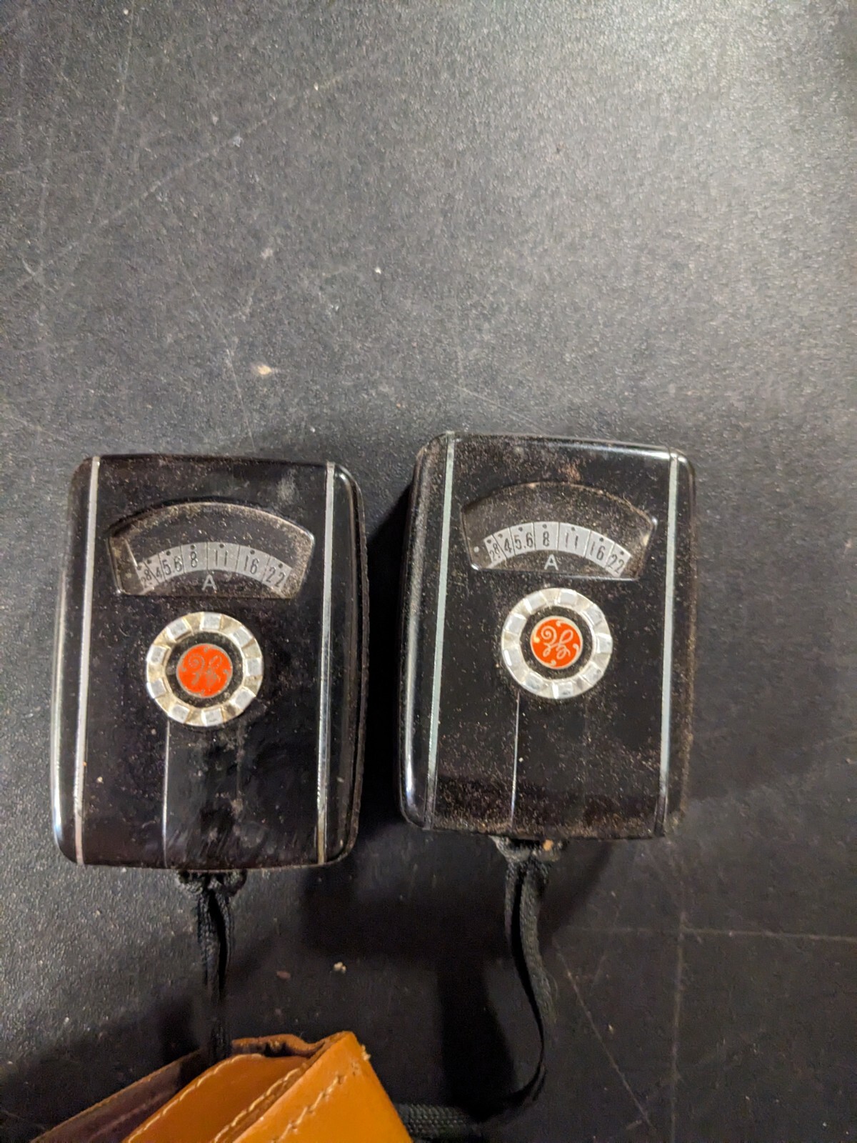 Lot Of 2 Vintage GE PR-30 Mascot Exposure Meters With Leather Case And Strap…