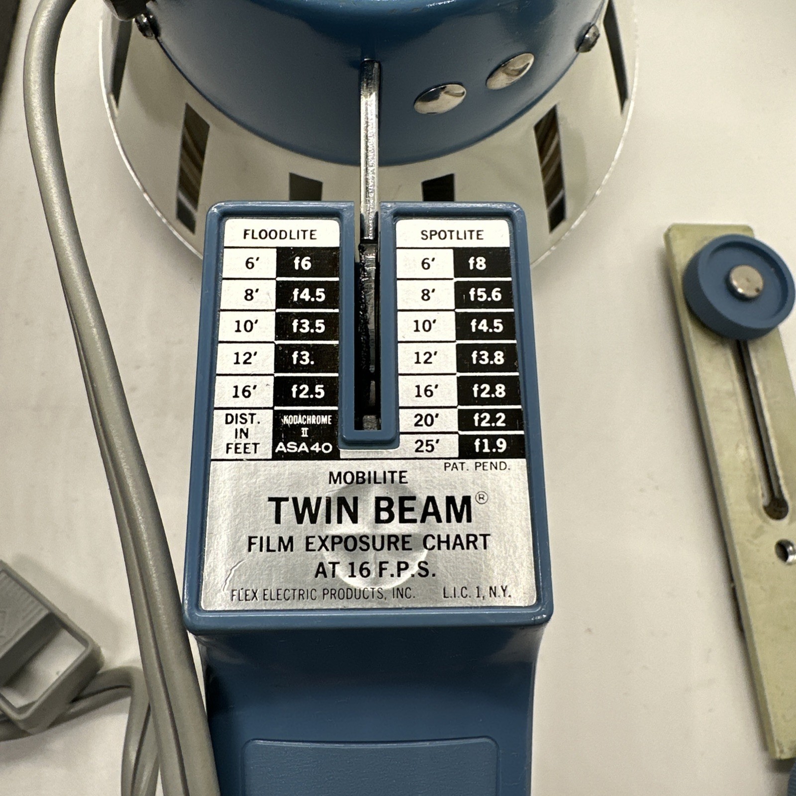 Vintage Mobilite Twin Beam Tilt Spot And Flood Light 3400K Flex Electric Works
