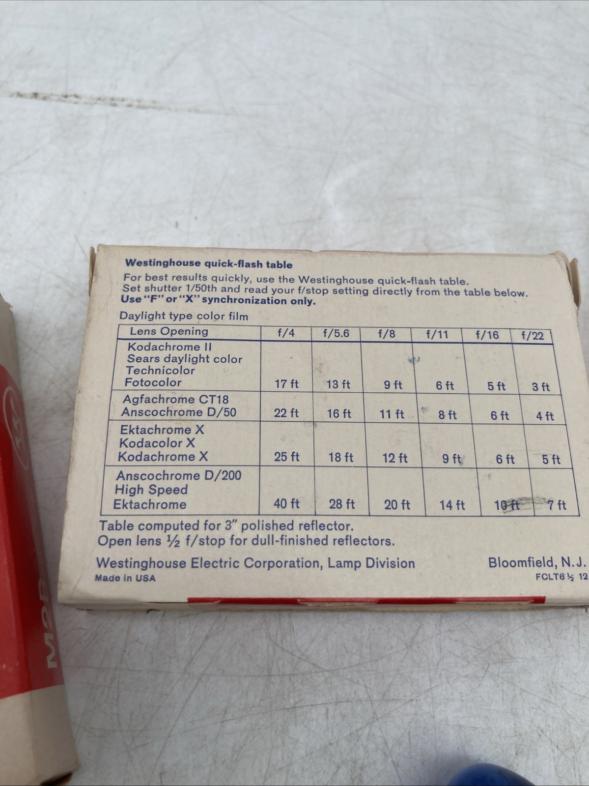 Vintage NEW Old Stock LOT of 30 Westinghouse M2B FLASH BULBS