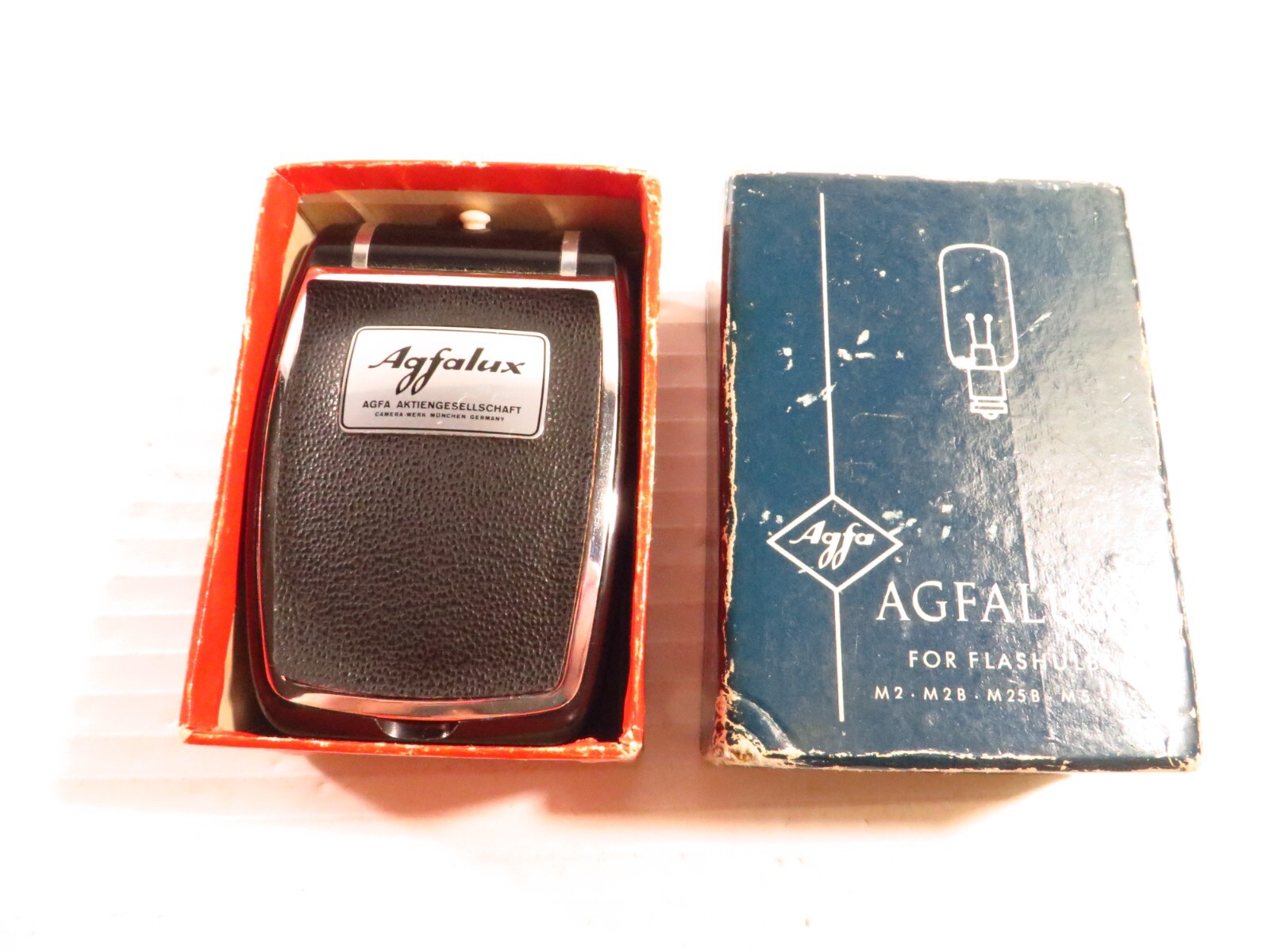 Agfalux AGFA Camera Flash AG Munchen Germany Camera Flash for M2/M2B/M25B/M5/M5B