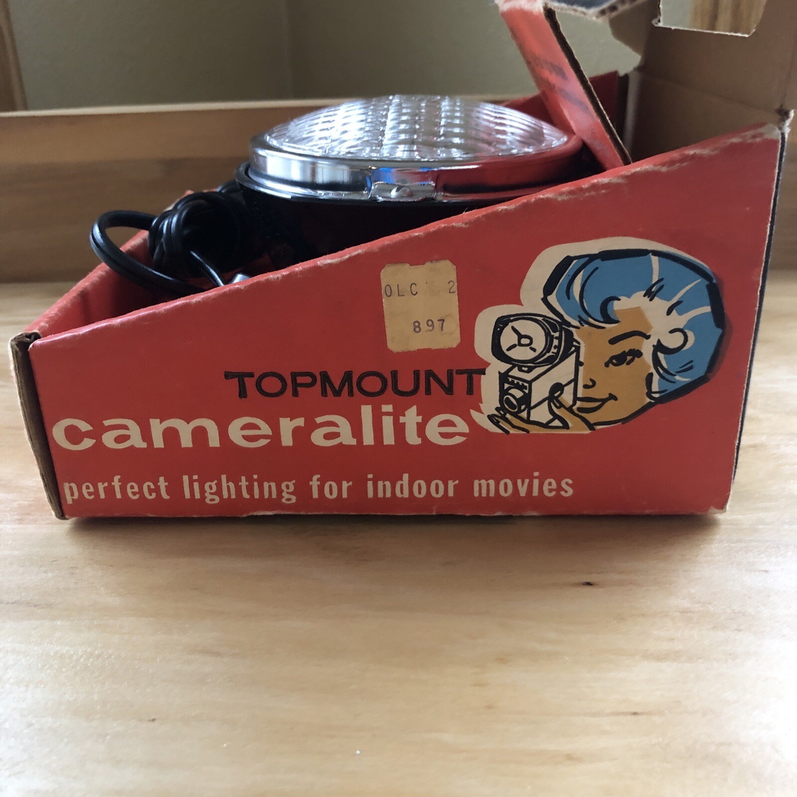 Acme-Lite Cameralite with Universal Mount for Super 8 Cameras with Original Box