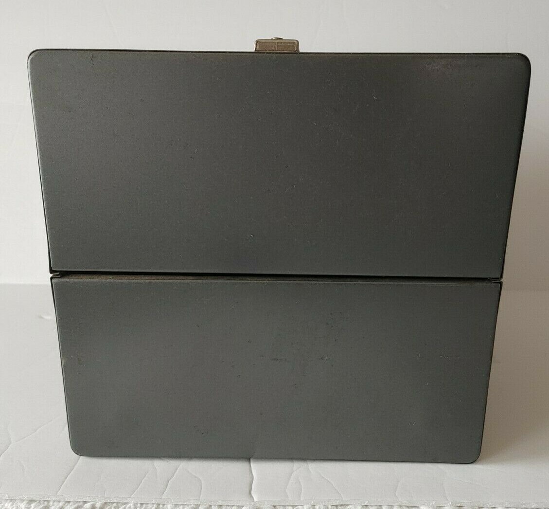 Smith Victor Home Movie 12 Reel Storage Metal Carry Case w/ Catalog 62 Vintage