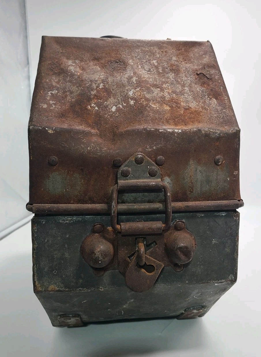 Vintage Goldberg Bros. Metal Two-Reel 35mm Movie Film Transport Case