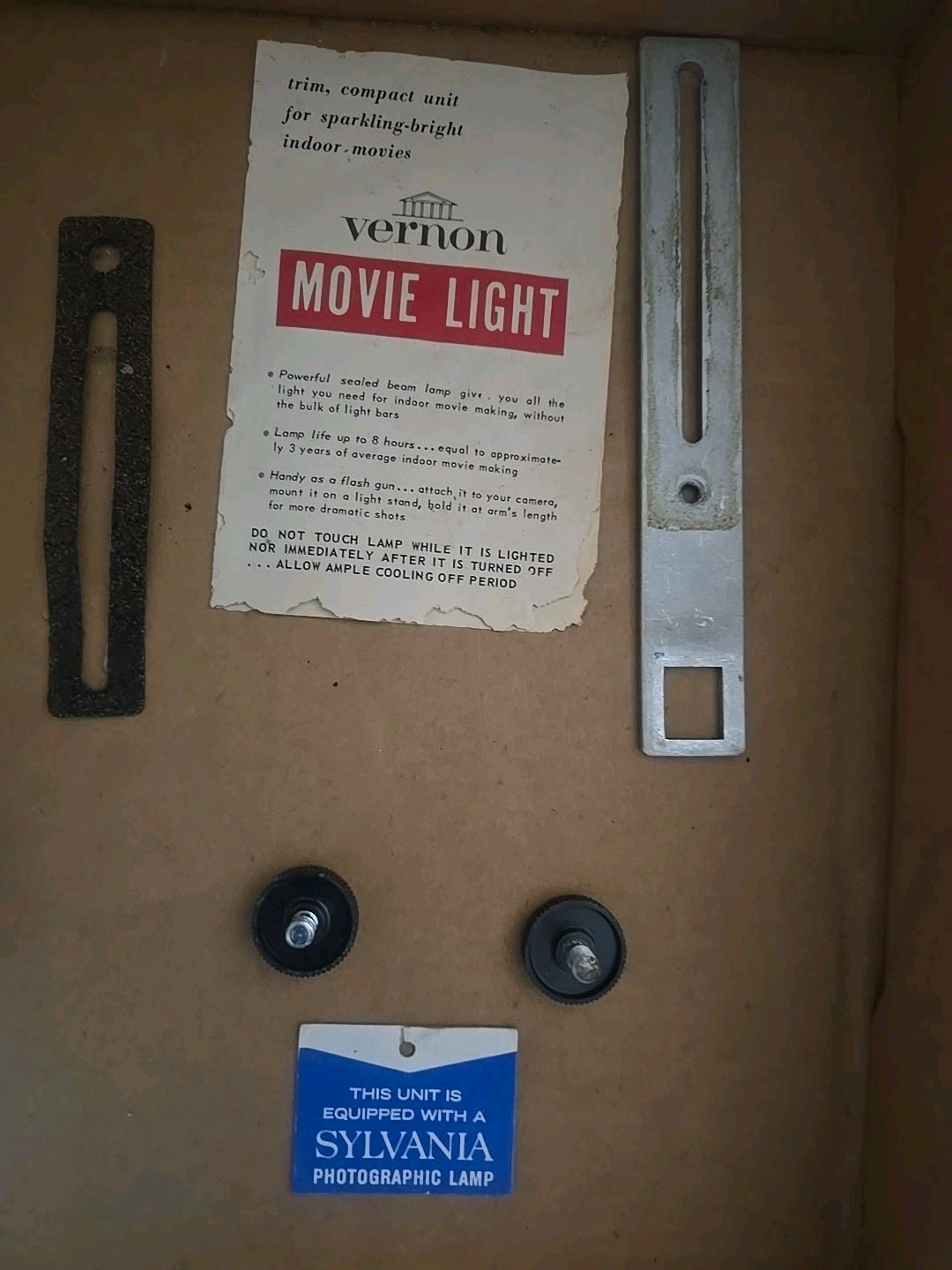Vintage Vernon ML6 Movie Camera Light Tested