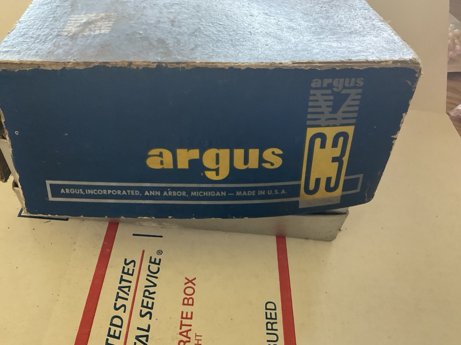 Argus C3 Flash Accessories with Dial, GE Flash Bulbs, Reflector Box