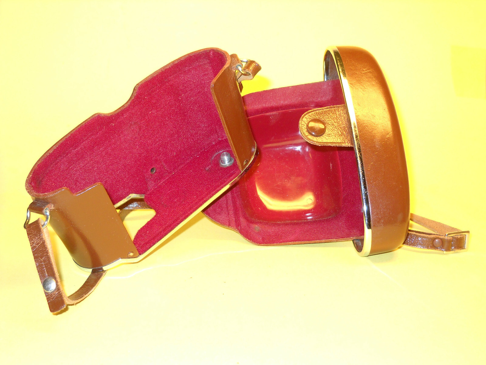 Orginal Everready Case 67112 for Kodak Retinette IA, in very good condition