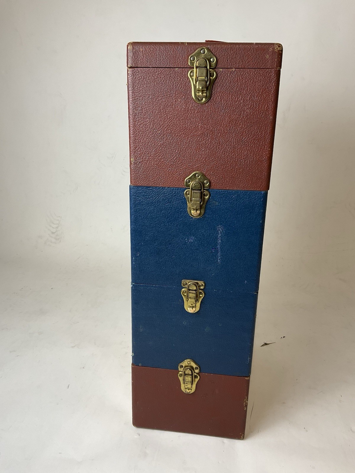 Vintage Barnett & Jaffe Baja Slide Carrying Case Red Blue 4 Level Stackable