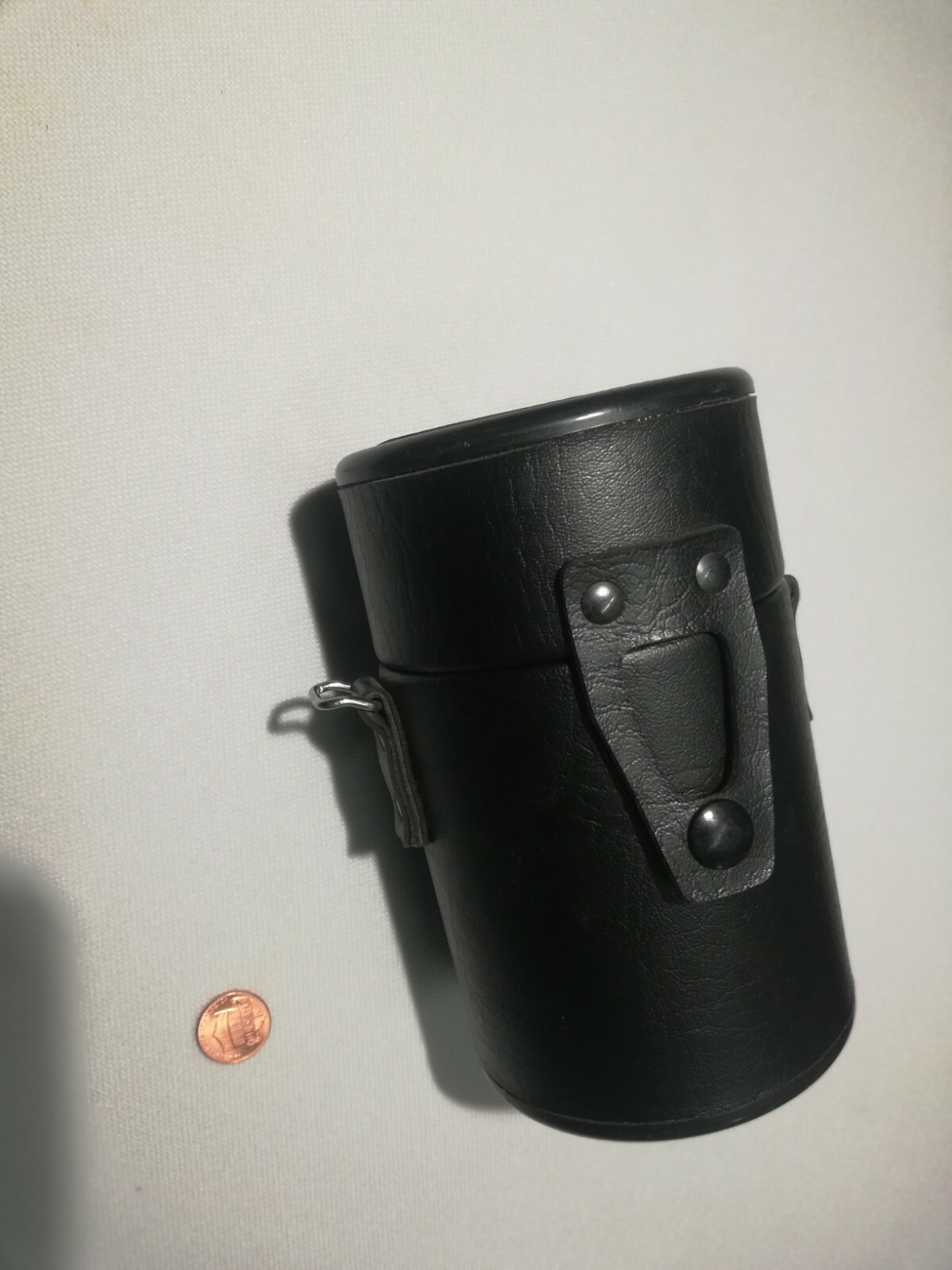 VINTAGE LEATHER CAMERA LENS CASES – EXCELLENT CONDITION VIVITAR