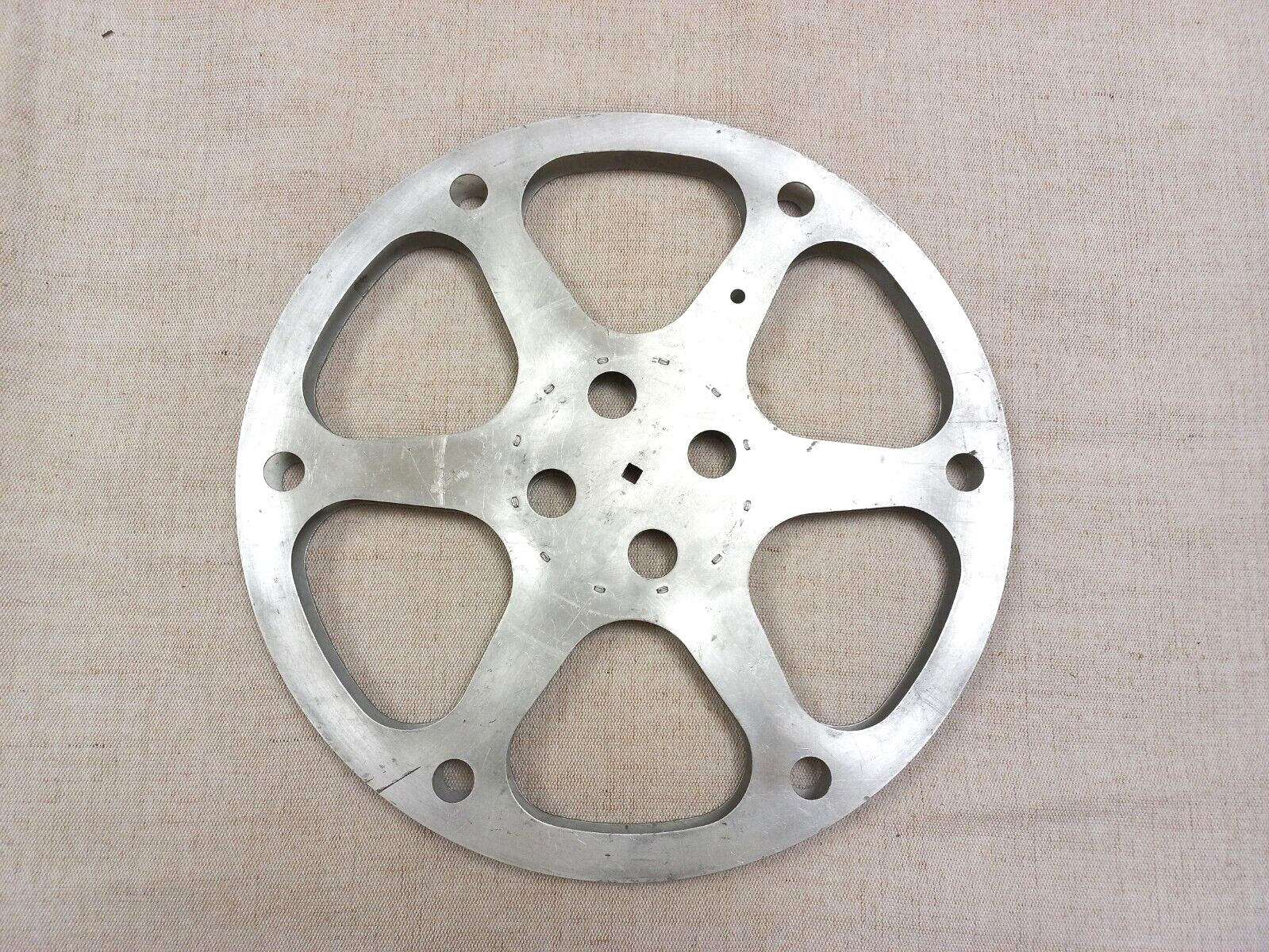 16mm cine movie film projector reel bobbin duraluminium 2000ft 600meters