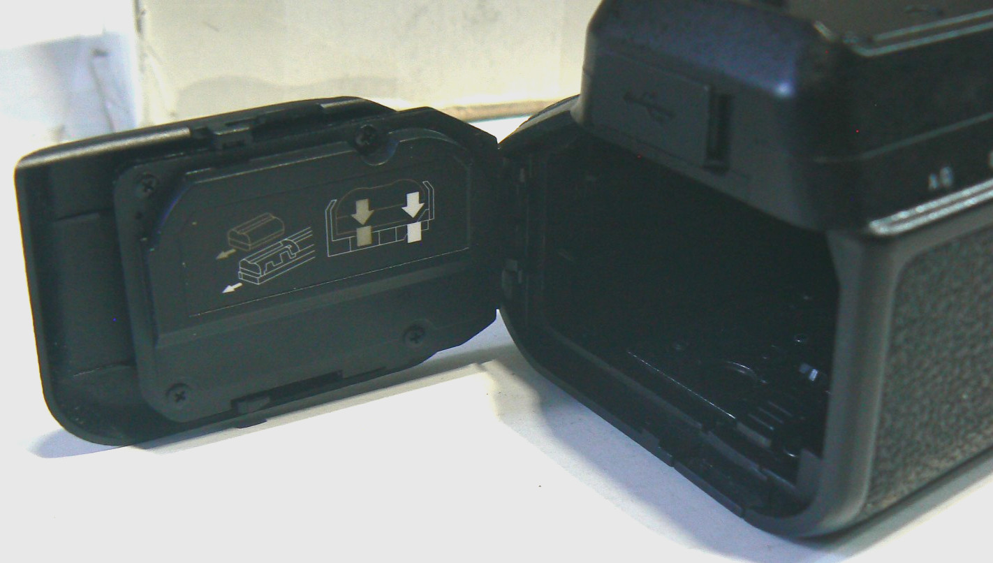 Neewer Power Battery Pack Grip Replacement for MB-N11 for Nikon Z611 / Z711