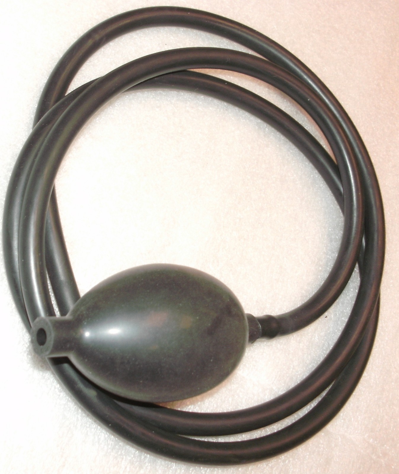 Rubber Air shutter release for Packard style Shutter Etc.6+ ft long, 4″ bulb.