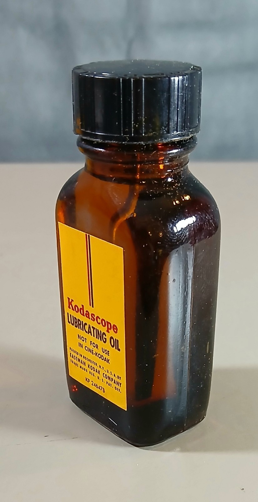 Vintage Eastman Kodak Kodascope Lubricating Oil Full Bottle in Box