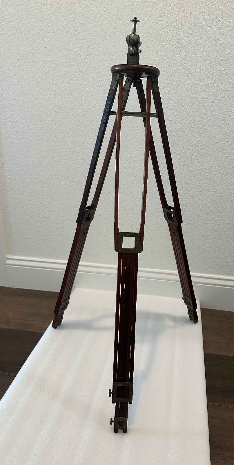 Antique Crown Tripod No. 1 Wood & Brass Folmer Graflex Corp Crown Rochester NY