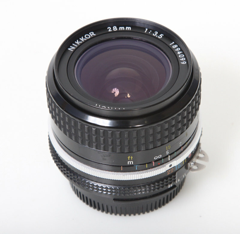 Nikon 28mm f3.5 Ai lens – Very clean Nikkor