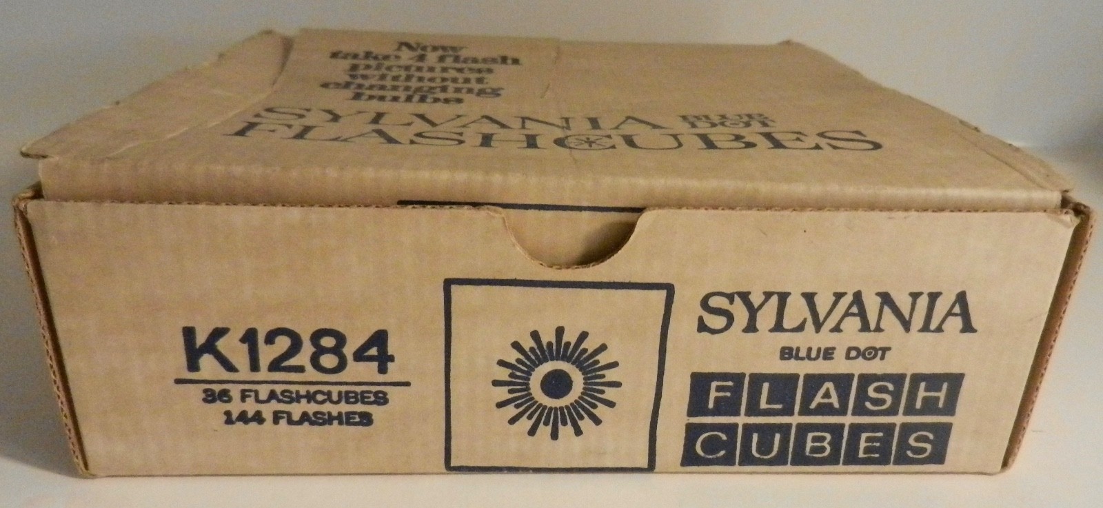 Vtg New Old Stock Box Sylvania Flash Cubes Blue Dot 24 Flashcubes Store Display