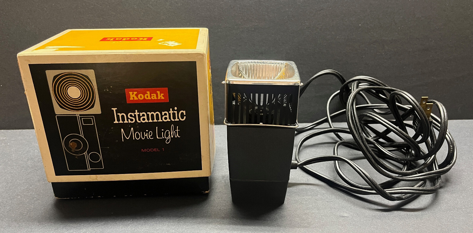 Vintage Kodak Instamatic Movie Light Model 1