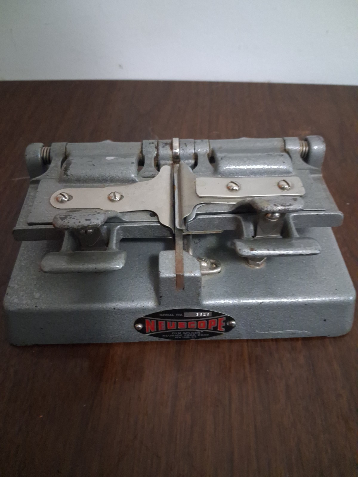 NEUSCOPE FILM SPLICER