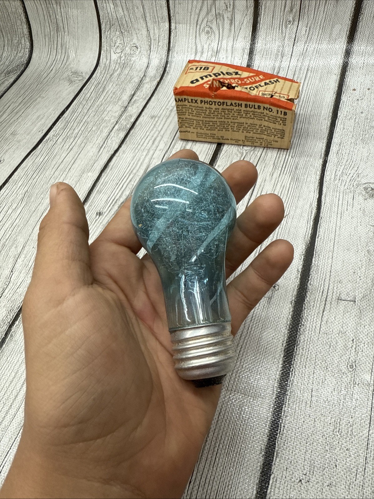 Vintage Amplex Photo flash 11B Fuzz Bulb
