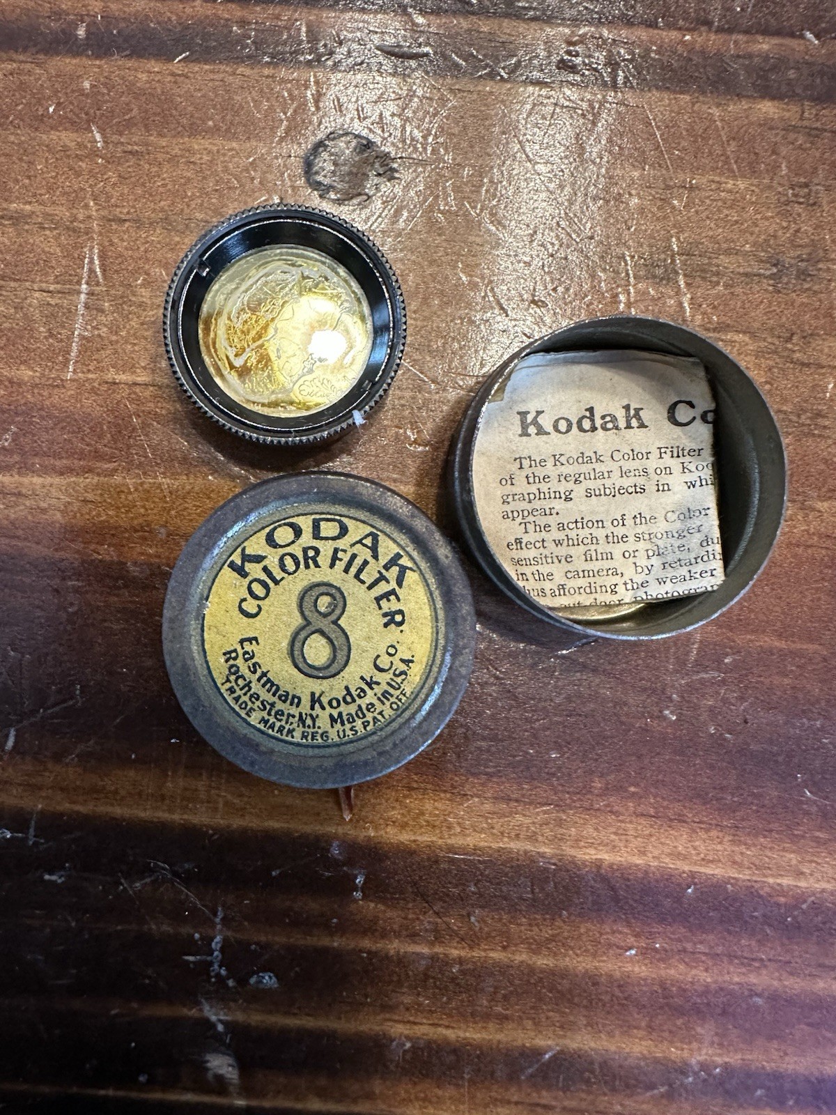 KODAK COLOR FILTER EASTMAN KODAK CO ROCHESTER NY VINTAGE CAMERA FILTER 8 TIN