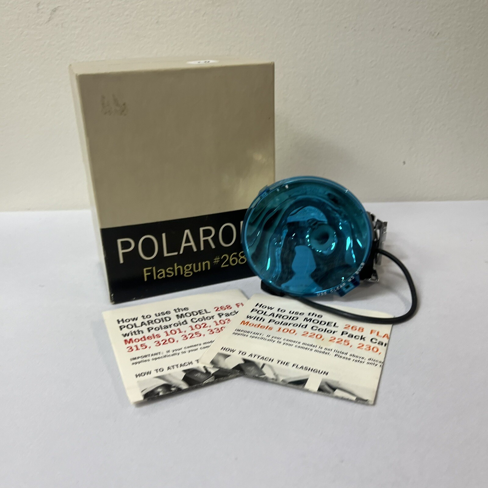 Vintage Polaroid Flash Gun Flash Bulb #268 w/ Instructions & Original Box